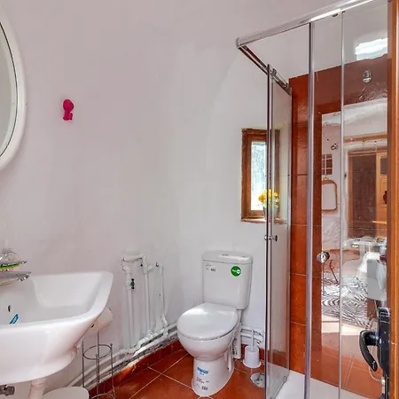 Cuevas La Solana Honorata Luxury tent